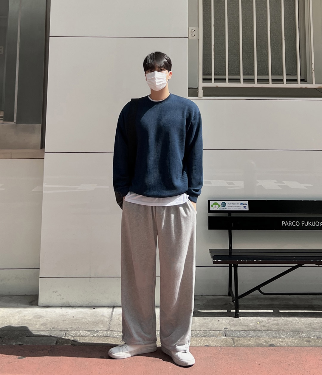 깔끔 오버핏 니트맨투맨 코디💙 | 룩핀